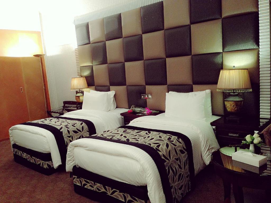 Abjad Grand Hotel Dubai Phòng bức ảnh